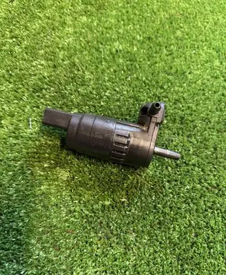 Skoda Octavia Mk4 Windscreen/windshield washer pump 1K6955651 82422