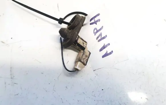 Suzuki Grand Vitara II Front door sensor 763f