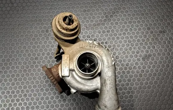 Opel Vectra B Turbo 90570506 4542162 5NDC478933