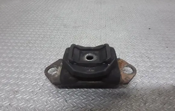 Renault Modus Gearbox mount 8200358147