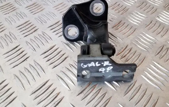 BMW 7 E65 E66 Rear door lower hinge 7017818