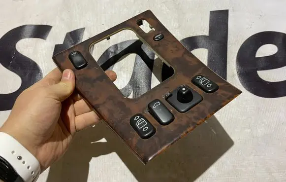 Mercedes-Benz CLK A208 C208 Gear shifter surround trim plastic A2088200010 03753000 11H311