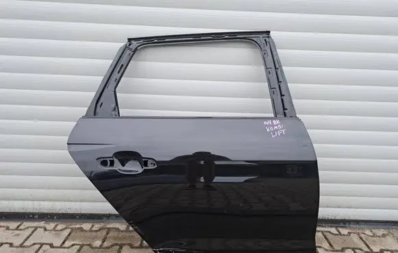 Audi A4 S4 B9 8W Rear door