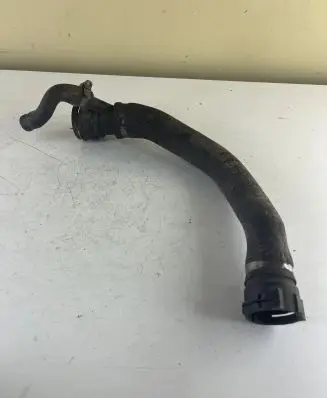 Toyota RAV 4 (XA20) Engine coolant pipe/hose