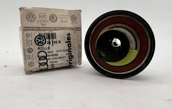Volkswagen Transporter - Caravelle T4 Alternator belt tensioner 074130195B