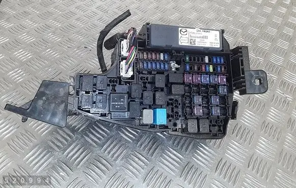 Mazda 6 Fuse module KD45675X0C