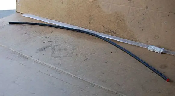 BMW 7 G11 G12 Windshield trim 7357235