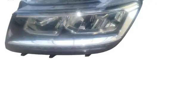 Volkswagen Tiguan Headlight/headlamp 5NB941035D 0301101231