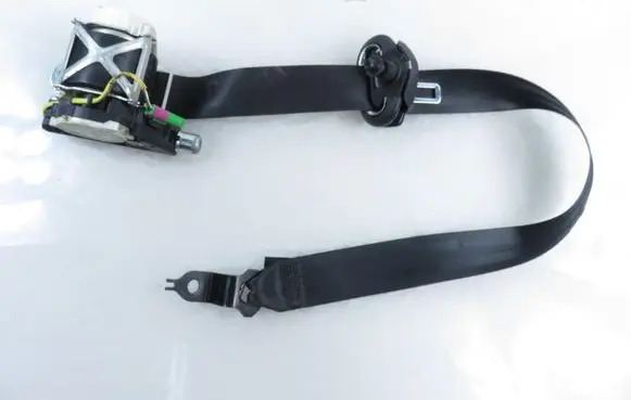 Skoda Fabia Mk2 (5J) Front seatbelt 34066168 5J0857702B