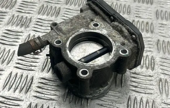 Toyota Avensis T270 Throttle valve 220300T050 1G20 00693