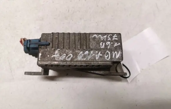 Mercedes-Benz A W168 Coolant fan relay A0275458032