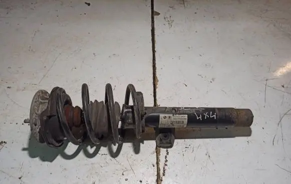 BMW 3 E90 E91 Front shock absorber with coil spring 6796467 22257577 14941510