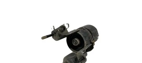 Engine mount bracket