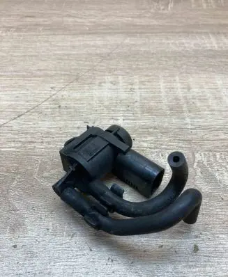 Audi A6 S6 C6 4F Turbo solenoid valve 1J0906283C