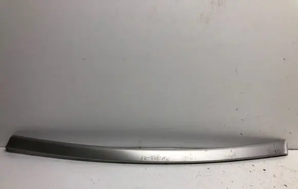 BMW 3 E90 E91 Front door trim bar 6982472