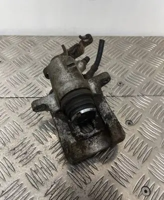 Audi A3 S3 8P Rear brake caliper 452E
