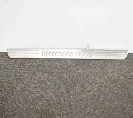 Mercedes-Benz A W176 Front sill trim cover 
