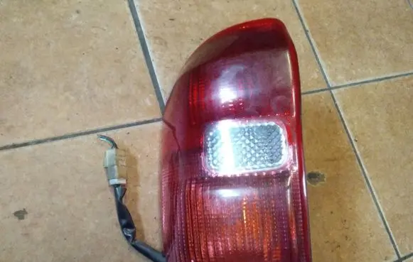 Toyota RAV 4 (XA20) Rear/tail lights