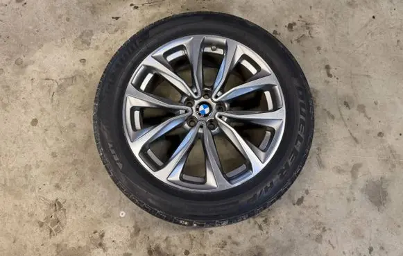 BMW X3 G01 R19 alloy rim 6877326
