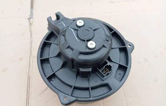 Toyota Avensis T250 Heater fan/blower 0130101601 MF0160700610