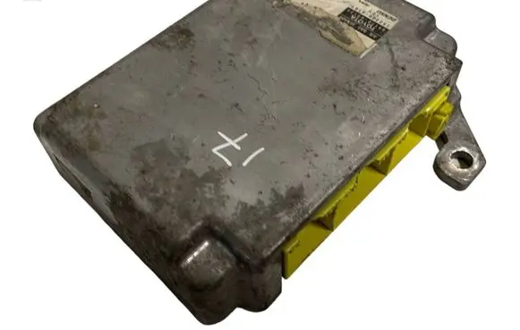 Toyota Land Cruiser (J120) Airbag control unit/module 8917060130 1523006181