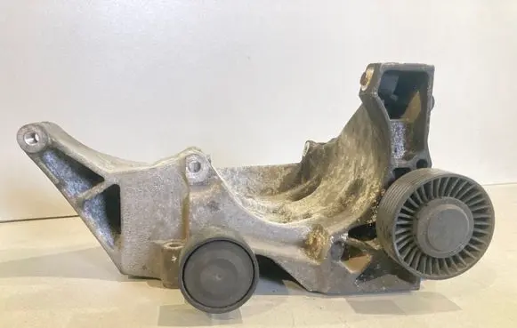 BMW 3 E90 E91 Generator/alternator bracket 13992010 780253902