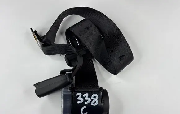Dodge Challenger Middle seatbelt (rear) P6KE741X9AB