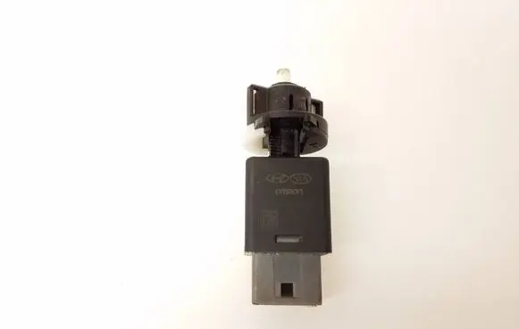 KIA Carens III Brake pedal sensor switch 938133S800
