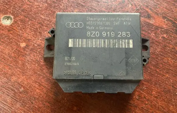 Audi A6 S6 C5 4B Parking PDC control unit/module 8Z0919283