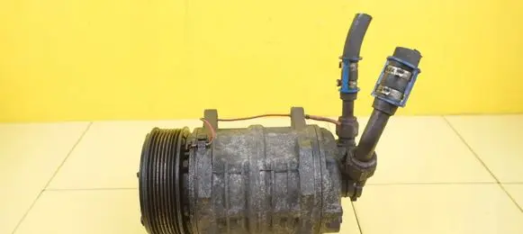 Opel Vivaro Air conditioning (A/C) compressor (pump) 28SP45