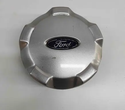 Ford Maverick R20 wheel hub/cap/trim YL841A096EB