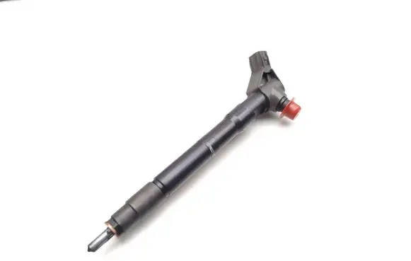 Mazda CX-5 Fuel injector SH0113H50