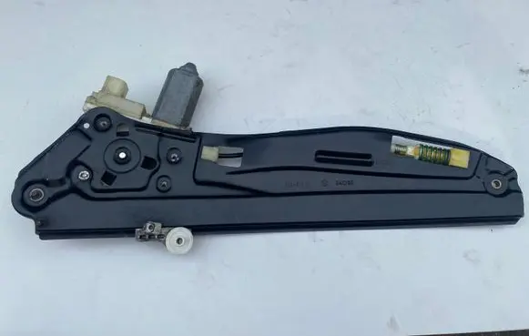 BMW 7 E65 E66 Rear door window regulator with motor 7024814