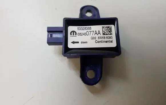 Chrysler Pacifica Airbag deployment crash/impact sensor 68245077AA 53328368