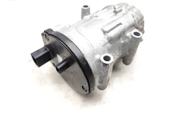 Lexus ES 250 - 300 - 330 Air conditioning (A/C) compressor (pump) 042400-1101