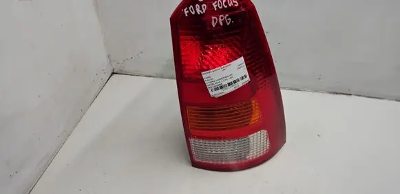 Ford Focus Rear/tail lights XS4X13N004EC