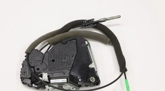 Lexus ES VII XZ10 Rear door lock