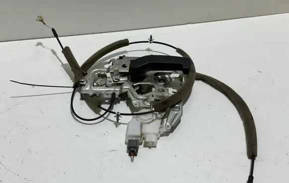 Renault Master III Sliding door lock 826703236R