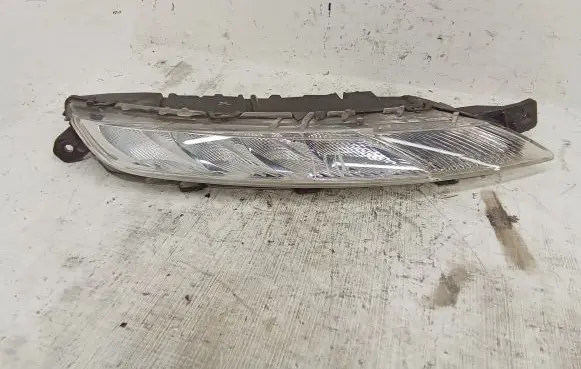 Front indicator light