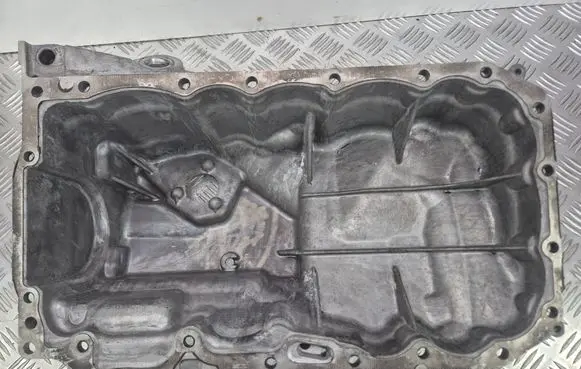 BMW 3 F30 F35 F31 Oil sump 7812360 13992010
