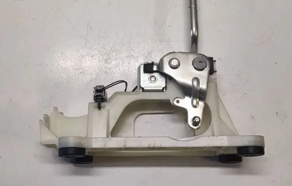 Volvo V60 Gear shifter/selector 31437820