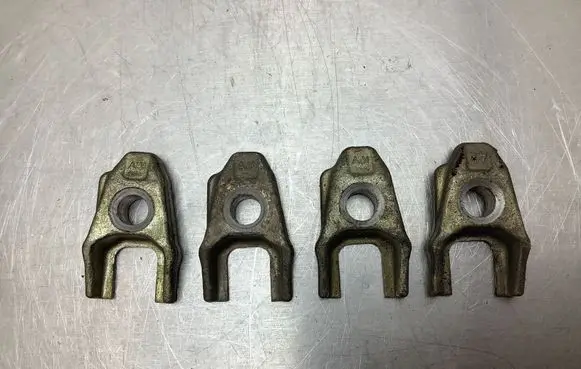 Renault Laguna III Fuel Injector clamp holder