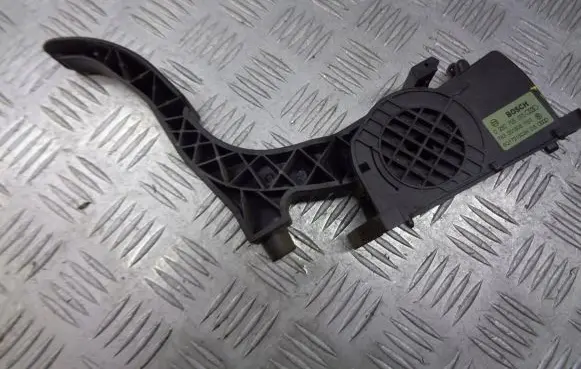 Skoda Roomster (5J) Accelerator throttle pedal 6Q1721503H