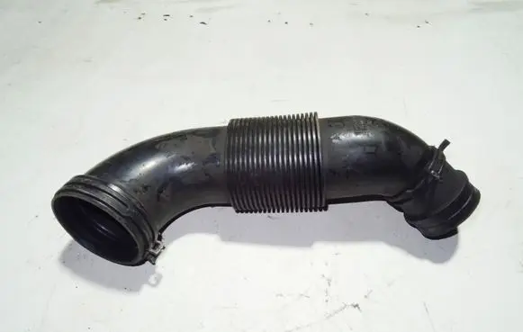 Audi Q7 4L Air intake hose/pipe 7L6129627F