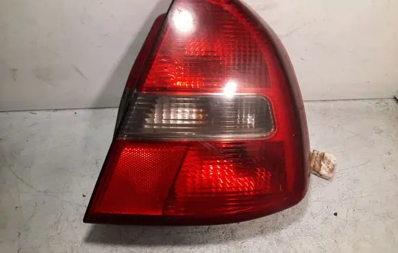 Mitsubishi Carisma Rear/tail lights 151086