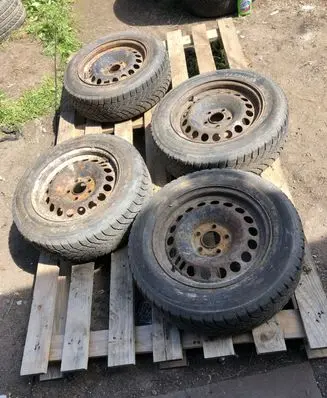 Opel Vectra B R15 summer tire 