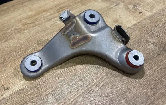 Land Rover Discovery 5 Engine mounting bracket JX735G269AB 2180204XE