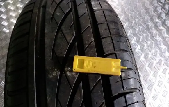 Opel Astra G R15 summer tire 20565R15 20565R1594V