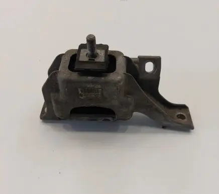 Mini Cooper Countryman R60 Engine mount bracket 6851173
