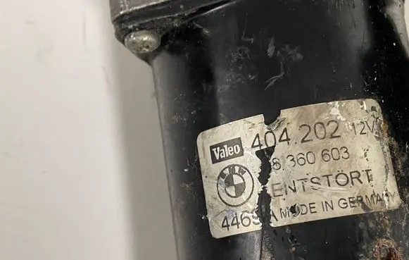 BMW 5 E39 Wiper motor 8360603